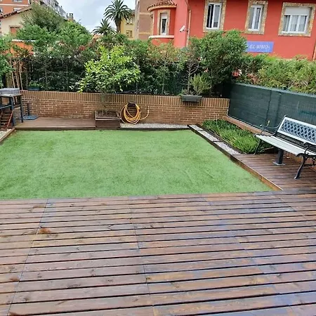 Appartement Apto Con Patio Parking Gratuito Anselmo Solar Gijón