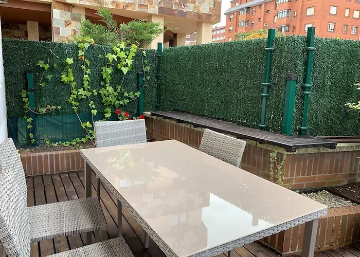 Apto Con Patio Parking Gratuito Anselmo Solar Διαμέρισμα *