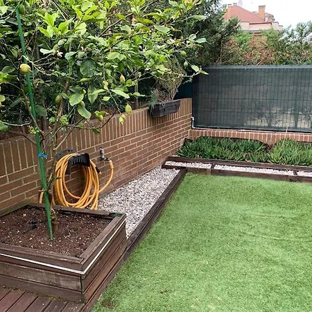 Apto Con Patio Parking Gratuito Anselmo Solar Gijon